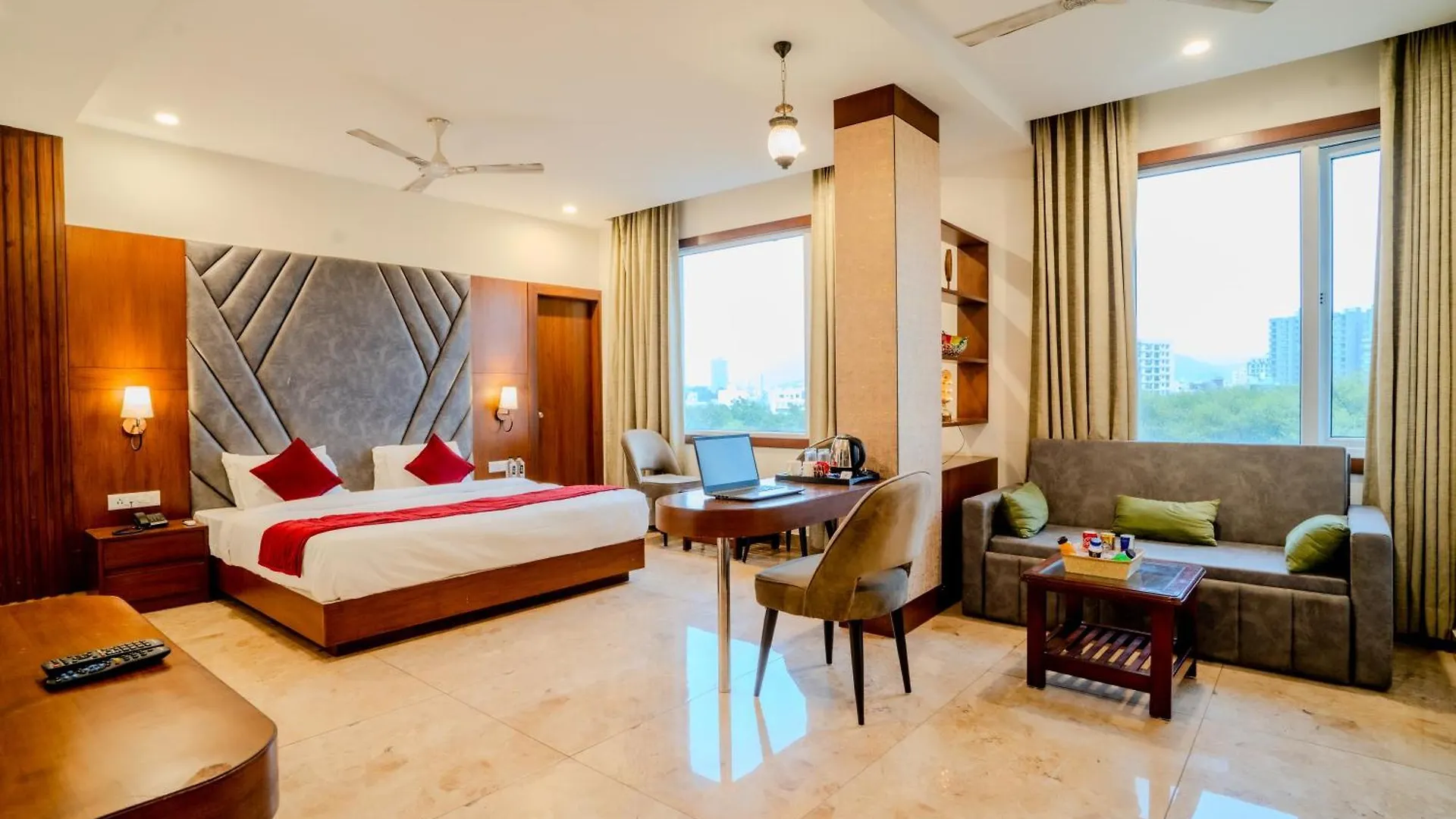Hotel Amantran Inn - City Centre Udaipur