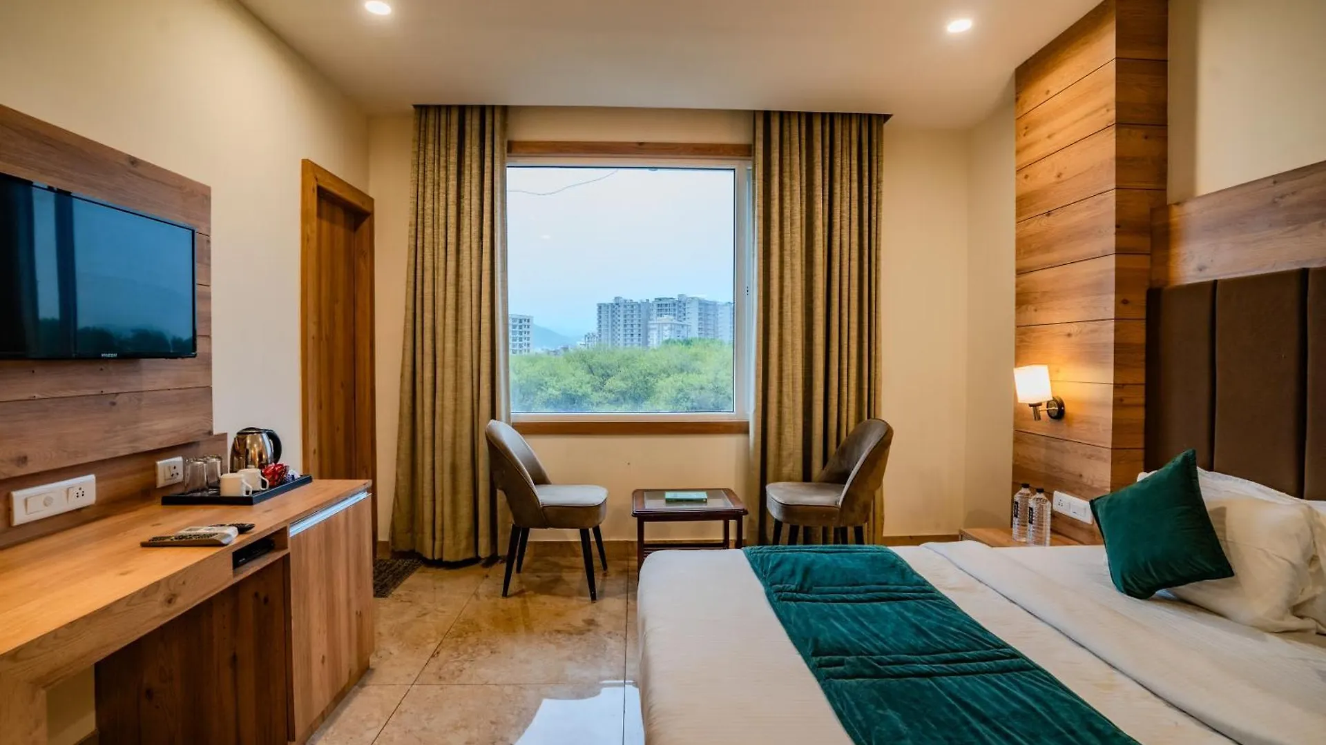 Hotel Amantran Inn - City Centre Udaipur 3*,